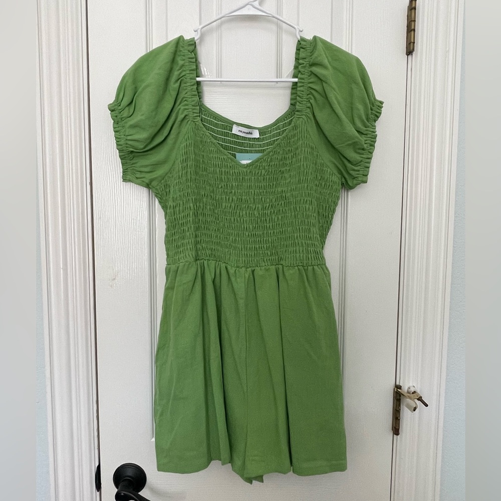 Green smoked romper with elastic hem